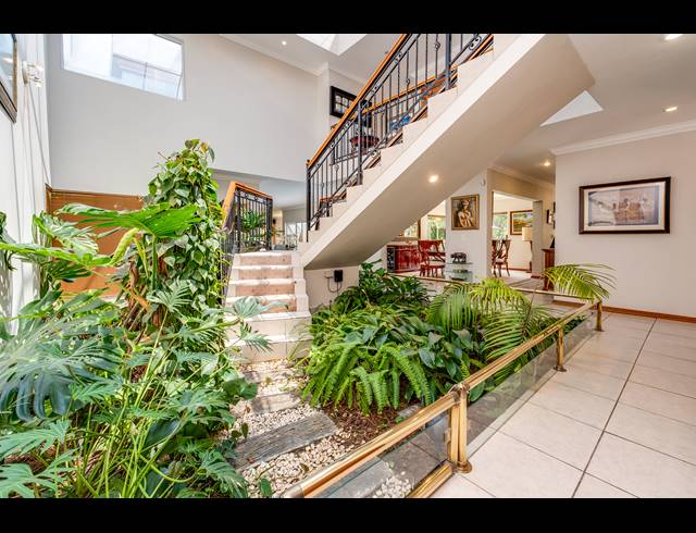 4 BEDROOM HOUSE FOR SALE IN DAINFERN GOLF ESTATE